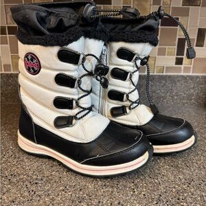 Totes Black and White Girls Boots Size 3
